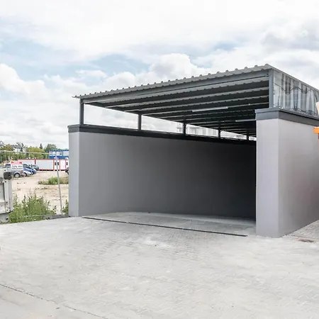 Posnania Parking Samodzielne Zameldowanie 24h